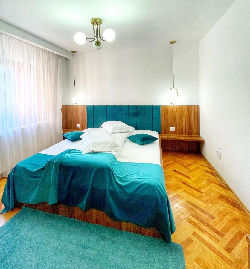 Hotel Galma Moroeni Bagian luar foto