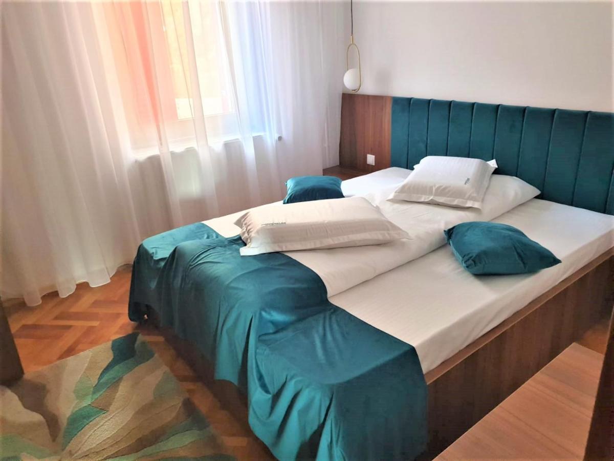 Hotel Galma Moroeni Bagian luar foto
