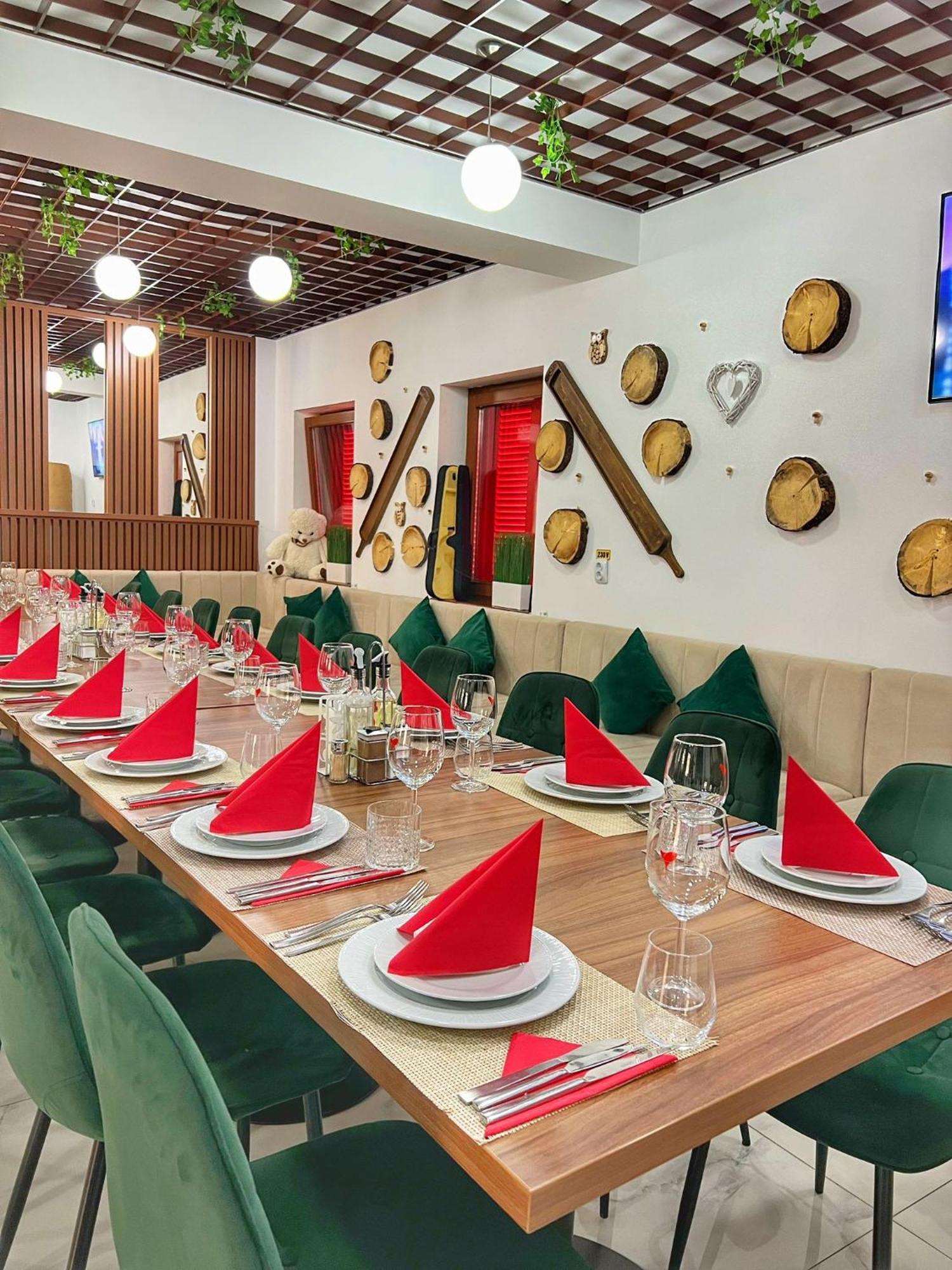 Hotel Galma Moroeni Bagian luar foto