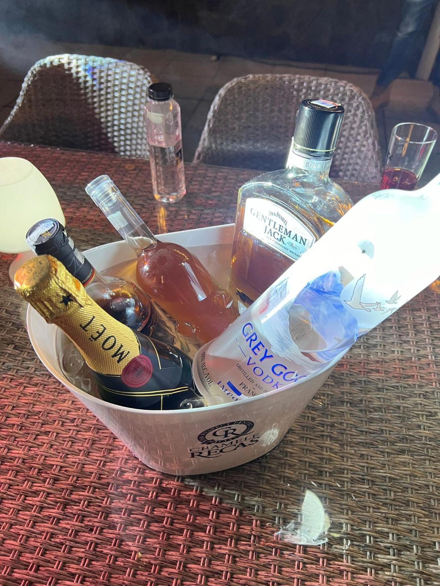 Hotel Galma Moroeni Bagian luar foto