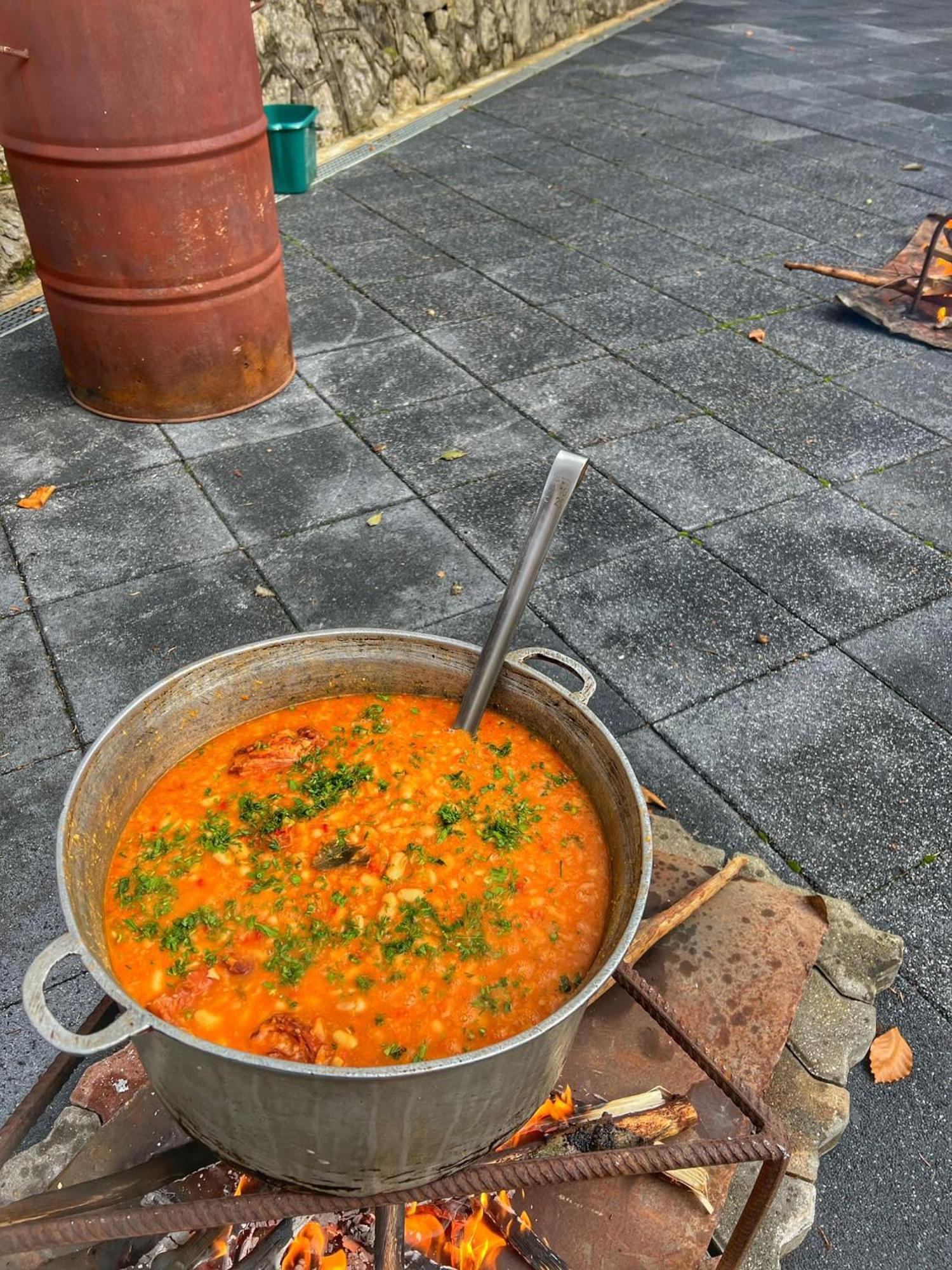 Hotel Galma Moroeni Bagian luar foto