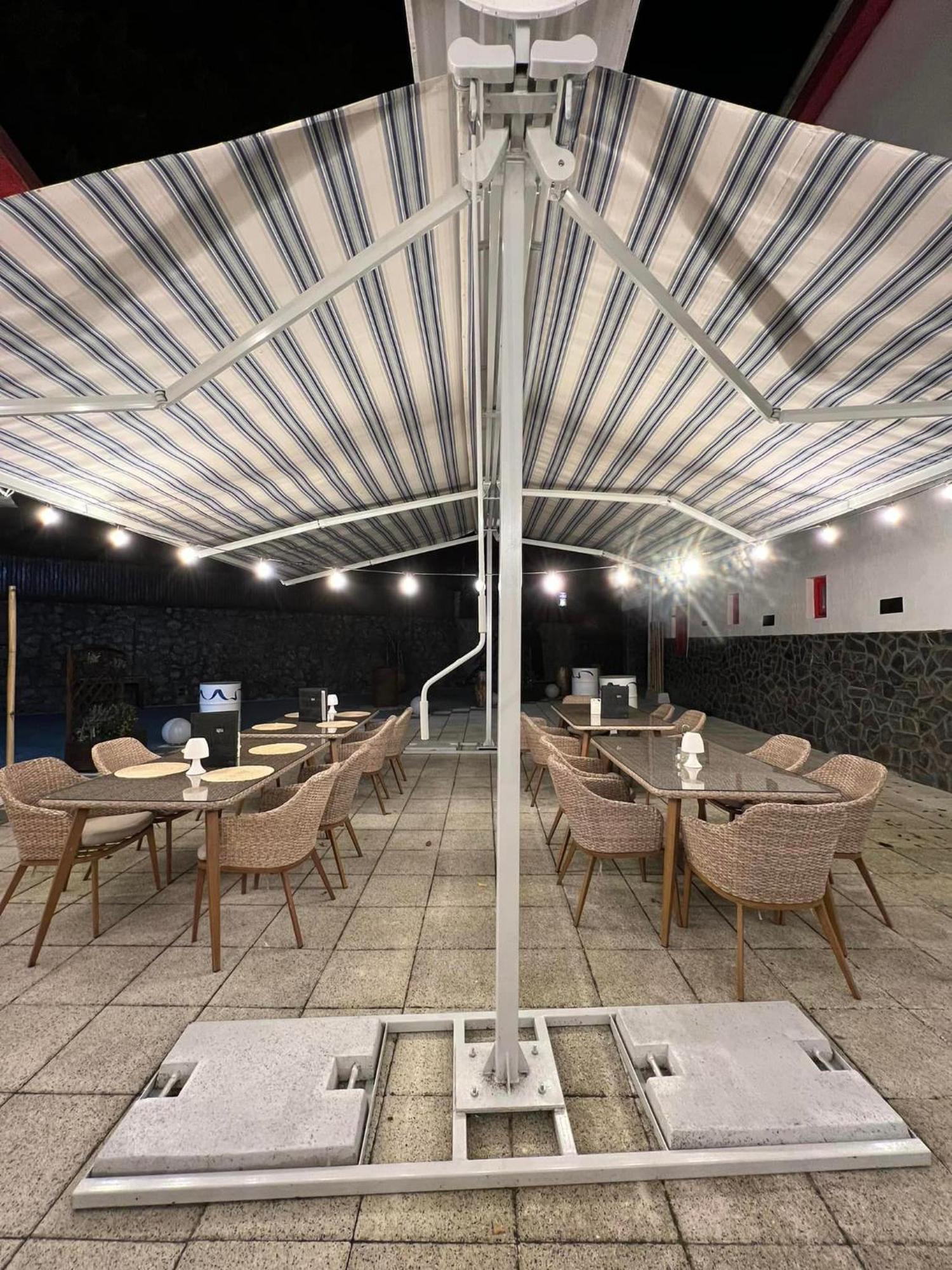 Hotel Galma Moroeni Bagian luar foto