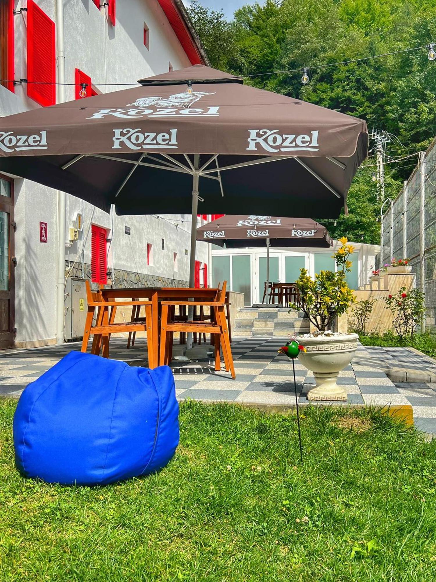 Hotel Galma Moroeni Bagian luar foto